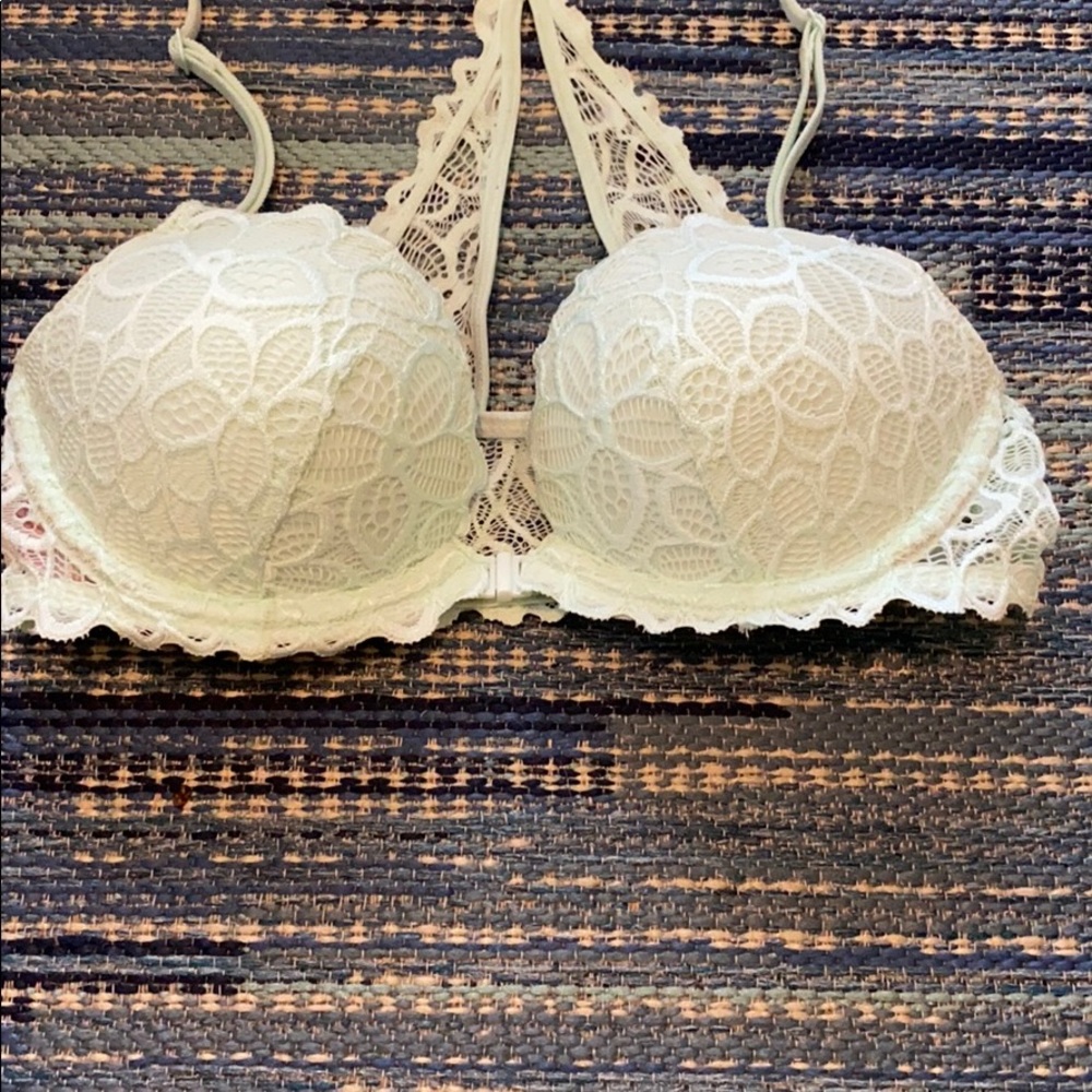 Pink 32C Mint Green bra